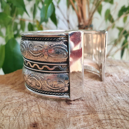 Floral Silver Cuff Bracelet / Tribal / Unisex / Celtic / Boho / Ethnic / Rustic / Bohemian / Gypsy / Cosplay / Costume