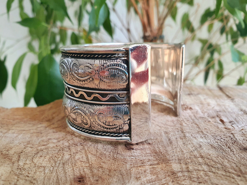 Floral Silver Cuff Bracelet / Tribal / Unisex / Celtic / Boho / Ethnic / Rustic / Bohemian / Gypsy / Cosplay / Costume