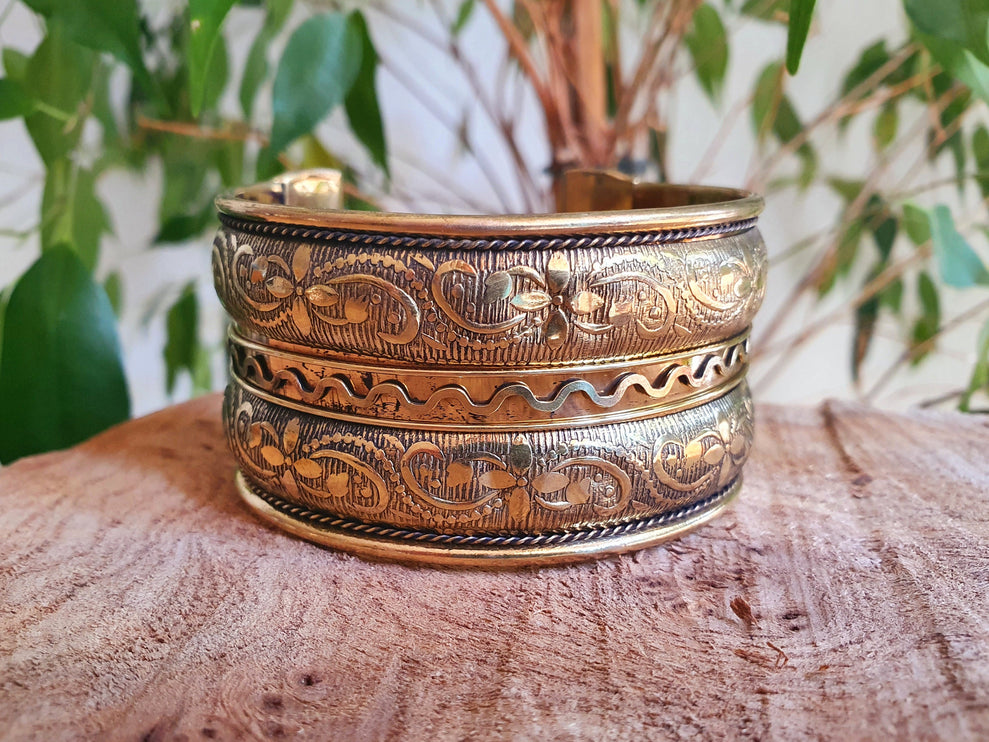 Floral Golden Cuff Bracelet / Tribal / Unisex / Celtic / Boho / Ethnic / Rustic / Bohemian / Gypsy / Cosplay / Costume