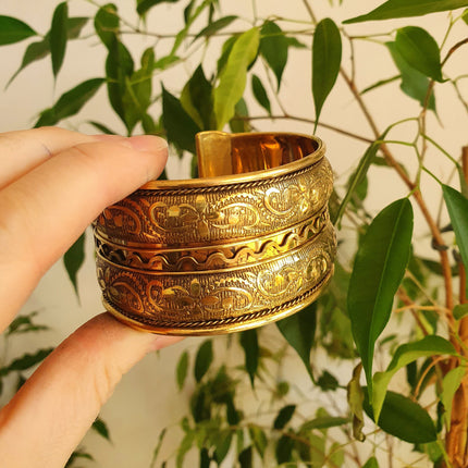 Floral Golden Cuff Bracelet / Tribal / Unisex / Celtic / Boho / Ethnic / Rustic / Bohemian / Gypsy / Cosplay / Costume