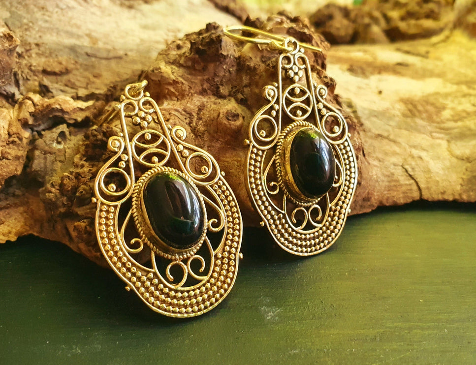 Large Blac Onyx Brass Drop Dangle earrings / Birth Stone / Ethnic / rustic, yoga, hippie, gypsy, pretty, psy, boho, bohemian, festival