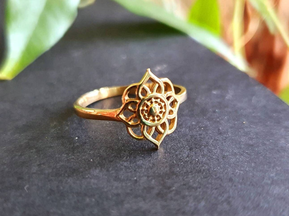 Bague Fleur dorée / Laiton Mandala / Bohème / Boho / Psy / Gypsy / Ethnique / Rustique / Hippie / Tribal / Festival /