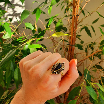Lapis Lazuli Brass Ring / Large / Bohemian / Ethnic / Festival / BirthStone / Gypsy / Tribal / Boho / Hippie / Festival / Rustic / Psy