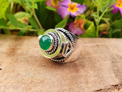 Silver Poison Ring / Green Onyx / Alchemy / Locket Ring / Boho / Bohemian / Rustic / Tribal / Gypsy / Festival / Healing / Festival 