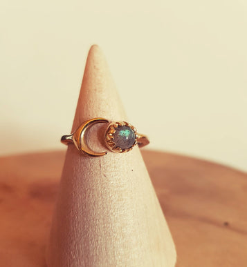 Galaxy Sun & Moon Brass Ring / Labradorite / Zodiac / Purple / Boho / Ethnic / Rustic / Quartz / Tribal / Gypsy / Heaing / Festival 