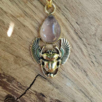 Quartz Rose Collier Scarabée / Laiton / Talisman / Chaine Hypoallergénique / Acier Inoxydable / Bohème / Ethnique