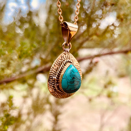 Turquoise Gold Necklace / Simple / Classic / Hypoallergenic / Boho / Inca / Ethnic / Hypoallergenic / Illuminati