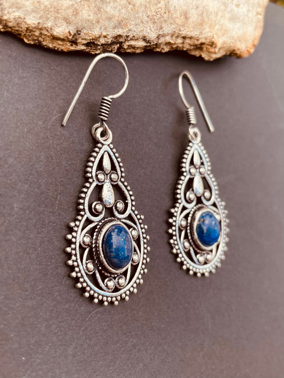 Lapis Lazuli earrings Silver Drop Dangle earrings / Birth Stone / Ethnic / rustic, hippie, gypsy, pretty, psy, boho, bohemian, festival