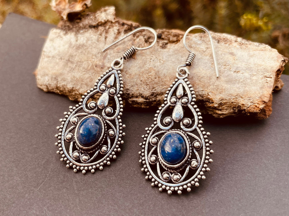 Lapis Lazuli earrings Silver Drop Dangle earrings / Birth Stone / Ethnic / rustic, hippie, gypsy, pretty, psy, boho, bohemian, festival