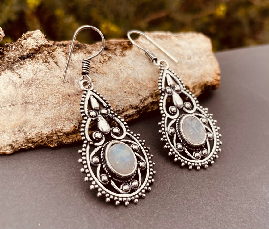 Silver Moonstone Earrings Drop Dangle earrings / Birth Stone / Ethnic / rustic, yoga, hippie, gypsy, pretty, psy, boho, bohemian, festival