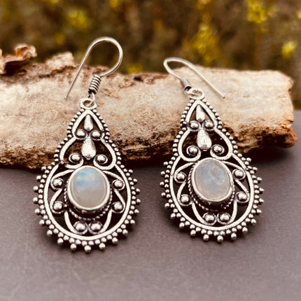 Silver Moonstone Earrings Drop Dangle earrings / Birth Stone / Ethnic / rustic, yoga, hippie, gypsy, pretty, psy, boho, bohemian, festival