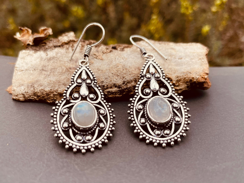 Silver Moonstone Earrings Drop Dangle earrings / Birth Stone / Ethnic / rustic, yoga, hippie, gypsy, pretty, psy, boho, bohemian, festival