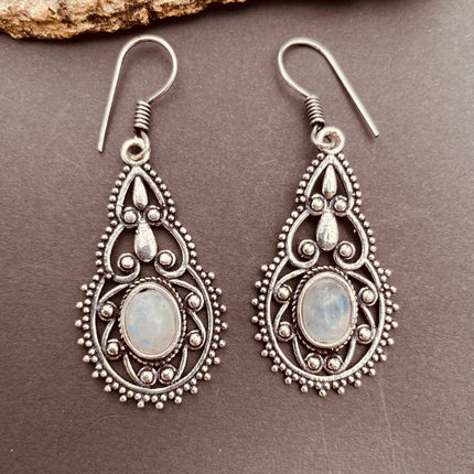 Silver Moonstone Earrings Drop Dangle earrings / Birth Stone / Ethnic / rustic, yoga, hippie, gypsy, pretty, psy, boho, bohemian, festival
