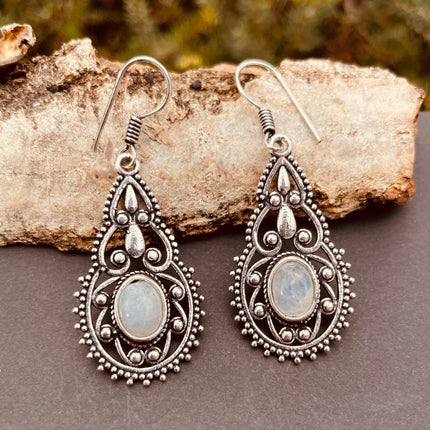 Silver Moonstone Earrings Drop Dangle earrings / Birth Stone / Ethnic / rustic, yoga, hippie, gypsy, pretty, psy, boho, bohemian, festival