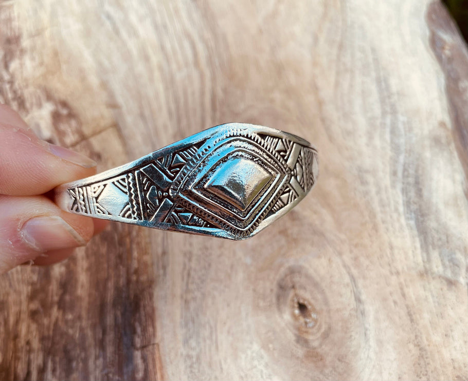 Tuareg Jewelery Silver Bracelet / Bangle / Cuff / Unisex / Boho / Ethnic / Rustic / Bohemian / Hippie / Gypsy / Geometric /