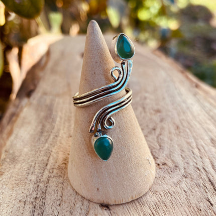 Adjustable Silver Green Onyx ring / Birthstone / Boho / Ethnic / Rustic / Tribal / Gypsy / Festival / Healing 