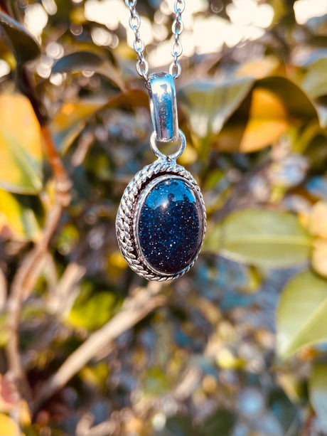 Blue Goldstone Silver Necklace / Simple / Classic / Hypoallergenic / Boho / Crystal Jewelery / Ethnic / Hypoallergenic / Illuminati