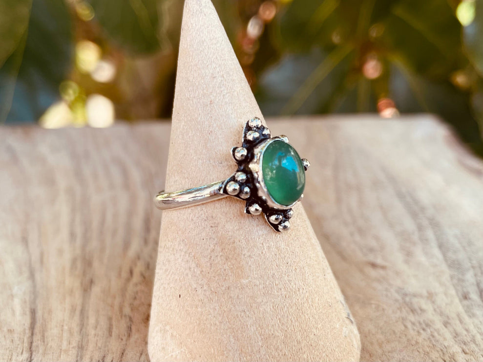 Green Onyx and Silver Ring / Boho / Ethnic / Rustic / Tribal / Gypsy / Festival / Indian / Festival 