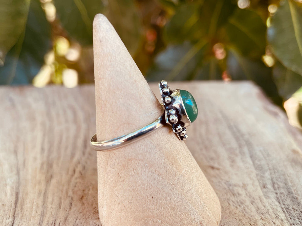 Green Onyx and Silver Ring / Boho / Ethnic / Rustic / Tribal / Gypsy / Festival / Indian / Festival 