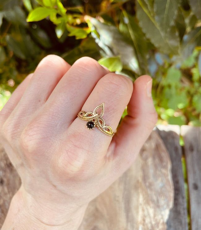 Boho Black Onyx Brass Ring / Ethnic / Rustic / Festival / Tribal / Black / Hippie / Gypsy / Psy / Stone / Healing / Adjustable