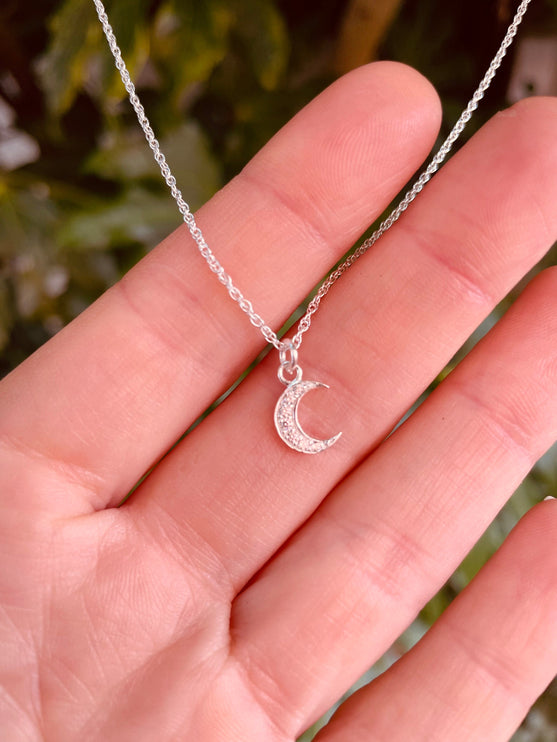 Sterling Silver Necklace Moon Pendant Adjustable Chain / ZIrcon / Delicate / Dainty Jewelery / Modern / Contemporary jewellery / Boho style