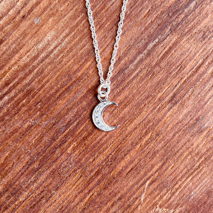 Sterling Silver Necklace Moon Pendant Adjustable Chain / ZIrcon / Delicate / Dainty Jewelery / Modern / Contemporary jewellery / Boho style