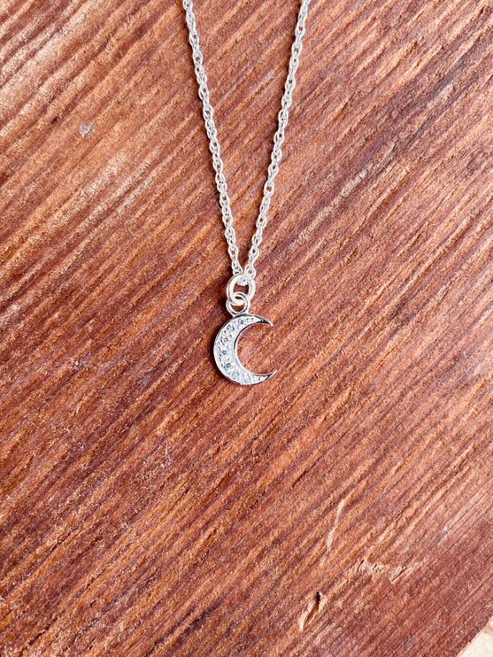 Sterling Silver Necklace Moon Pendant Adjustable Chain / ZIrcon / Delicate / Dainty Jewelery / Modern / Contemporary jewellery / Boho style