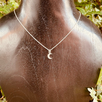 Sterling Silver Necklace Moon Pendant Adjustable Chain / ZIrcon / Delicate / Dainty Jewelery / Modern / Contemporary jewellery / Boho style