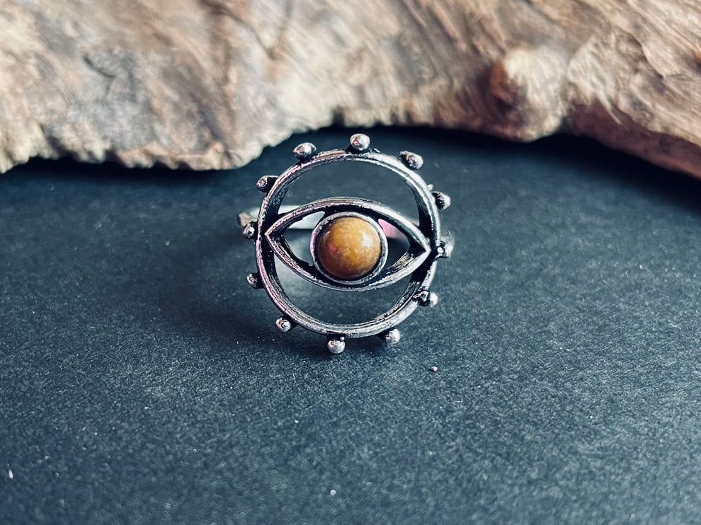 Silver Eye Tiger's Eye Ring / Unique Gemstone Ring / Unisex Ring / Illuminati / Third Eye / Boho / Ethnic / Rustic / Gypsy / Psy / Thumb