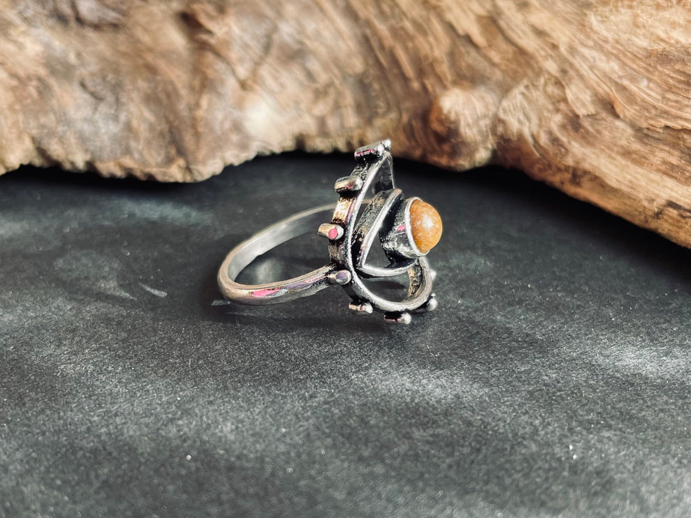 Silver Eye Tiger's Eye Ring / Unique Gemstone Ring / Unisex Ring / Illuminati / Third Eye / Boho / Ethnic / Rustic / Gypsy / Psy / Thumb