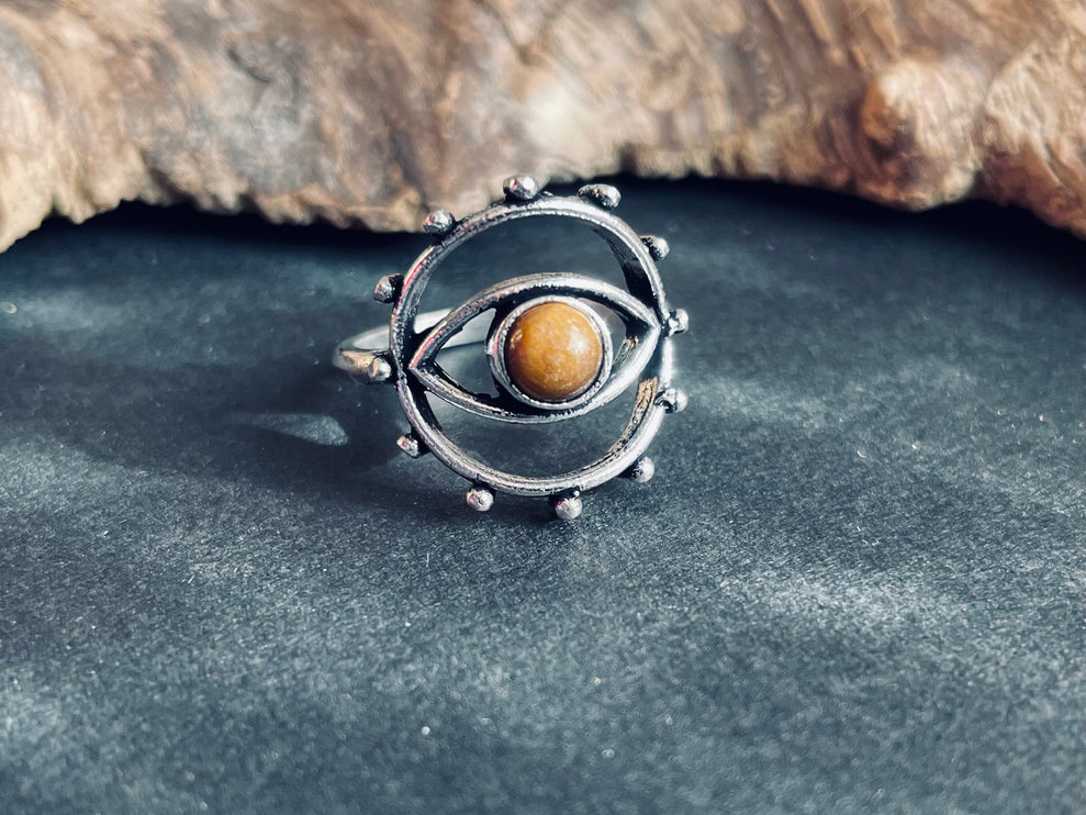 Silver Eye Tiger's Eye Ring / Unique Gemstone Ring / Unisex Ring / Illuminati / Third Eye / Boho / Ethnic / Rustic / Gypsy / Psy / Thumb